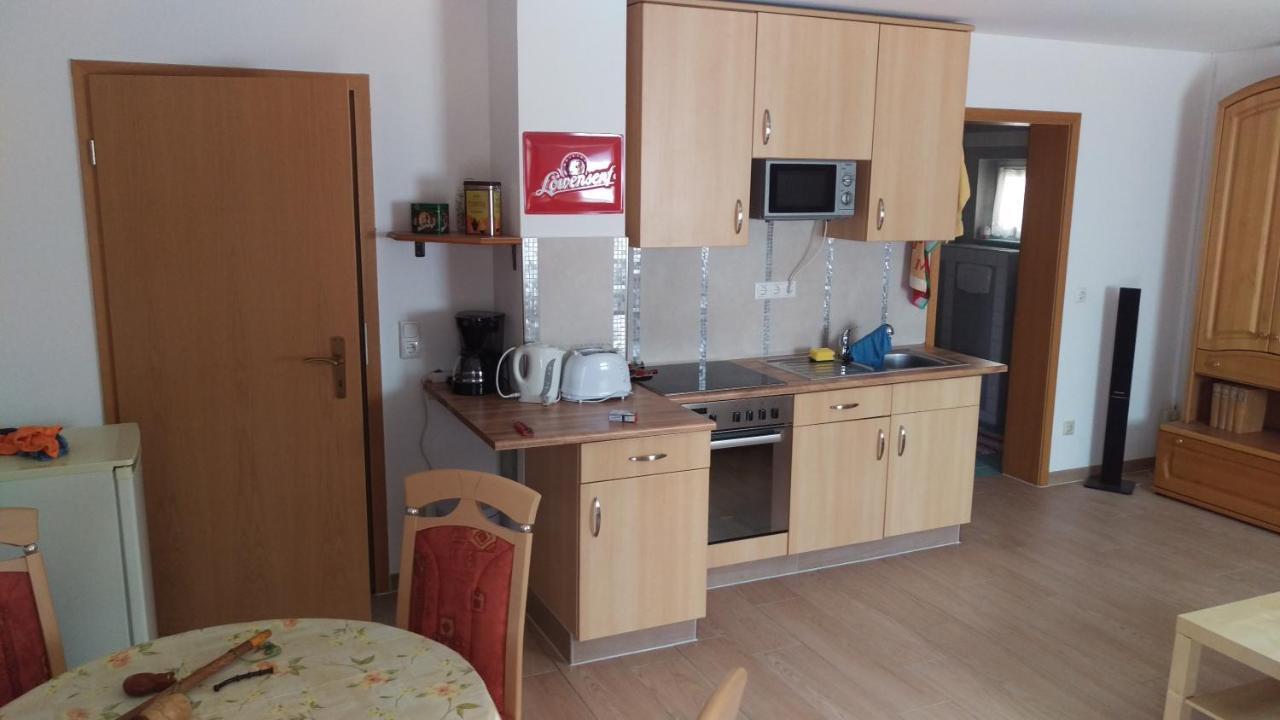 Ferienwohnung Fliederweg Suhl Exteriér fotografie